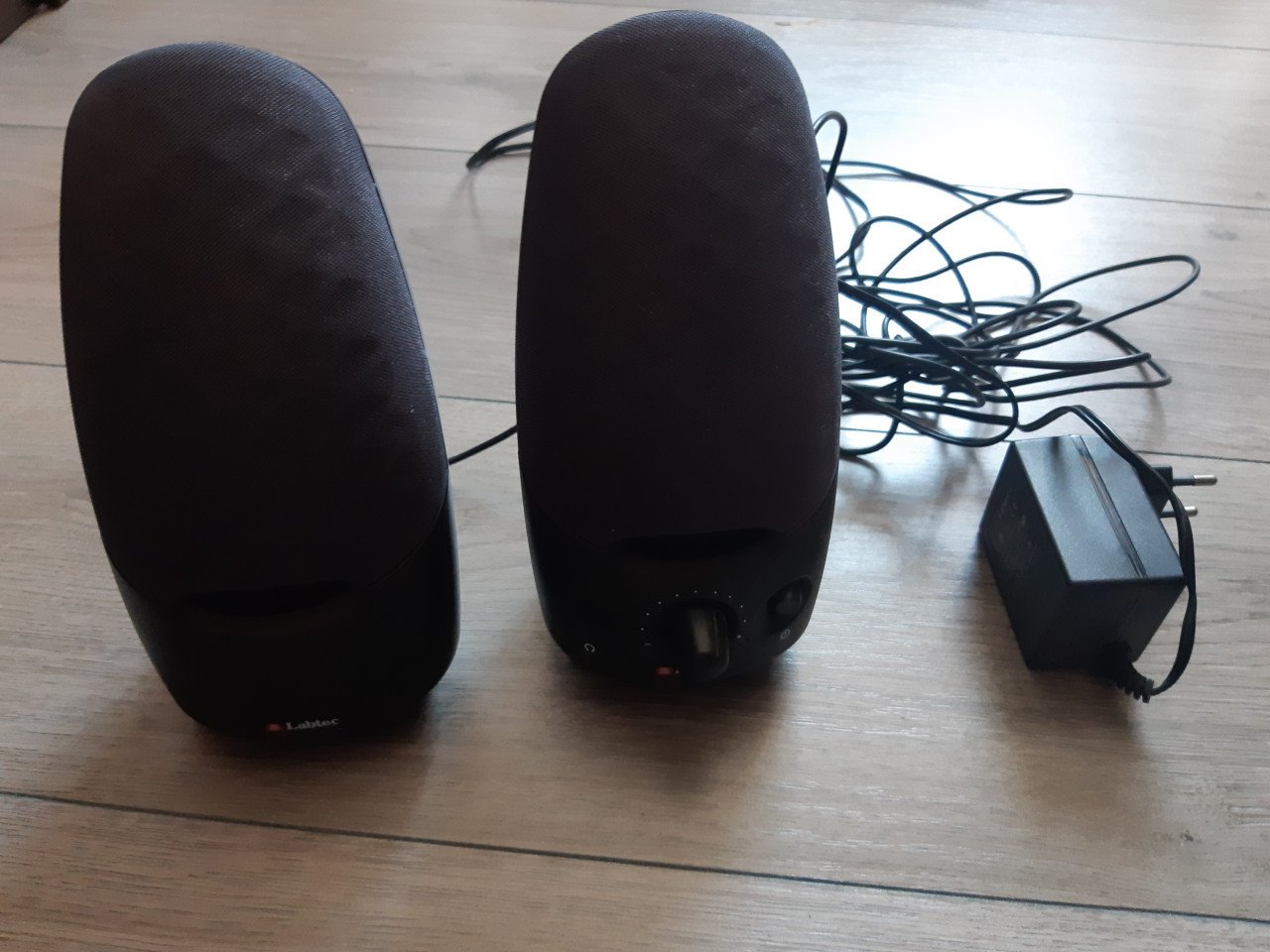 Labtec spin 75 speakers voor laptop pc bijvoorbeeld