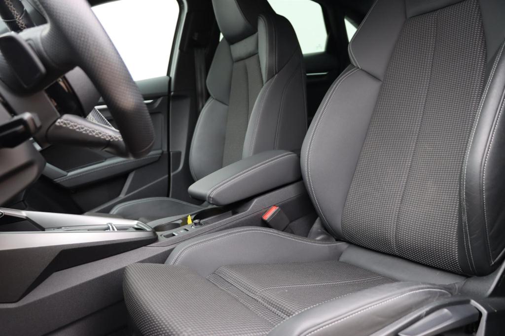 Audi A3 limousine 35 tfsi s-line edition 150pk s-tronic