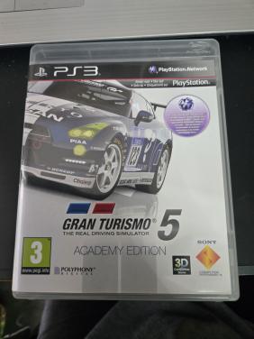 Gran Turismo 5 Academy Edition voor de PlayStation 3.