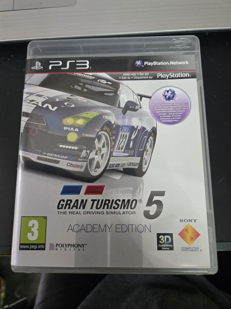 Gran Turismo 5 Academy Edition voor de PlayStation 3.