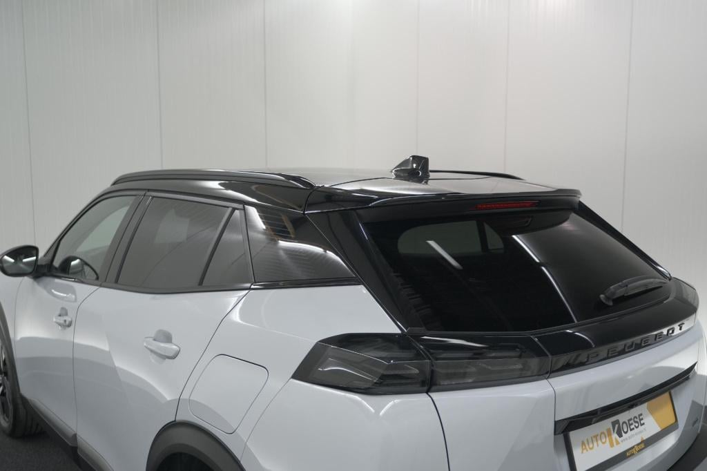 Peugeot 2008 puretech 130 eat8 gt | camera | apple carplay | parkeersensore