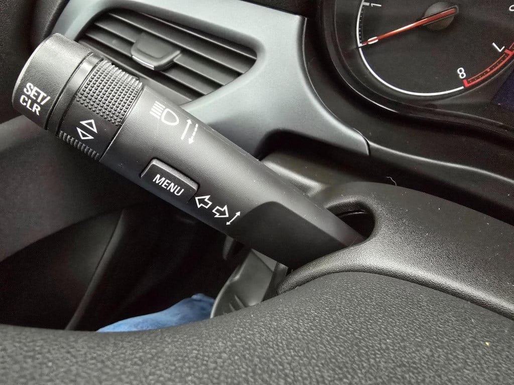Opel Corsa occasion turbo business+ met carplay radio en cruisecontrol | tw