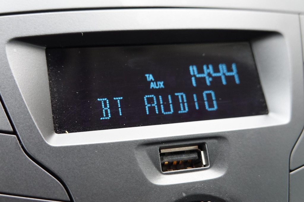 Ford Transit Courier 2022 ford transit courier gesloten bestelwagen trend, 