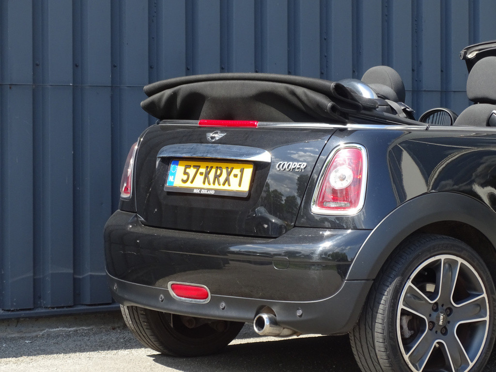 Mini Cooper Cabrio mini 1.6 pepper | airco | cruise | stoelverwarming | 17"
