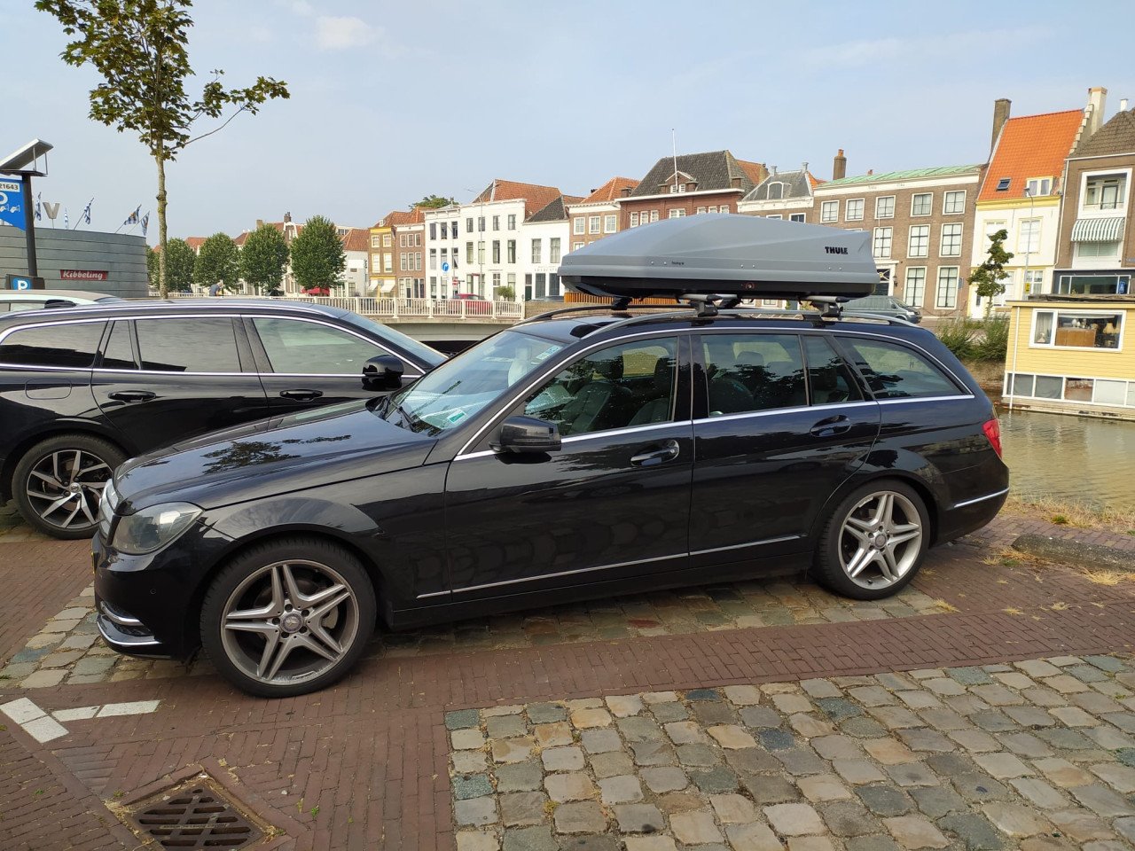 Thule Touring M Dakkoffer Set – Inclusief Sleutels & Dakdragers