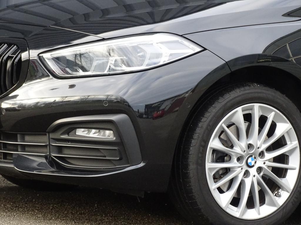 BMW 1 Serie 118i business edition | led | apple carplay/android auto