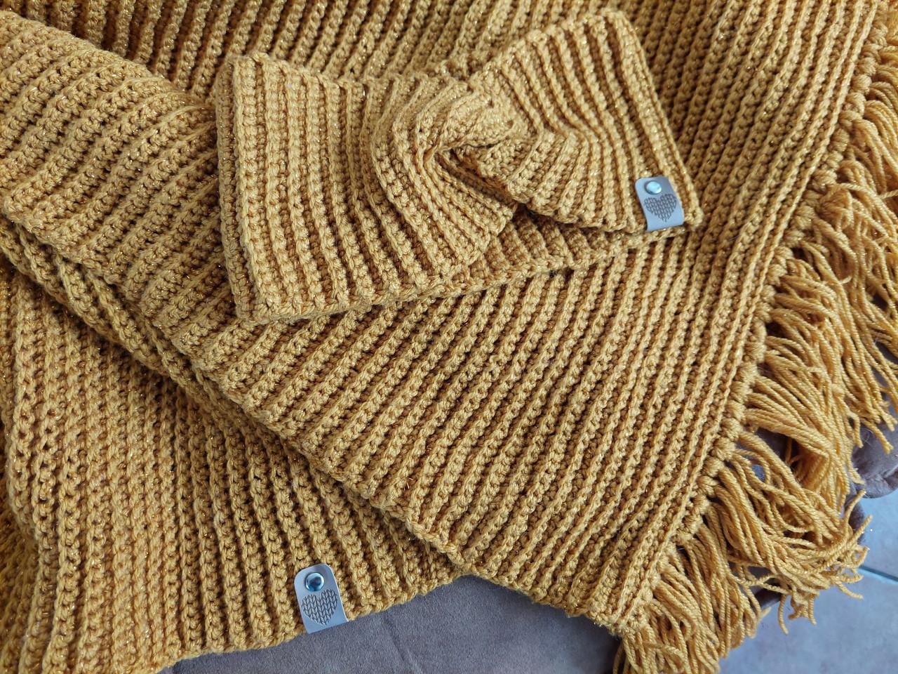 Nieuwe lekker warme okergele handmade sjaal & haarband
