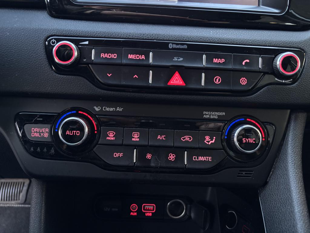 Kia Niro automaat 1.6 gdi hybrid first edition/ trekhaak