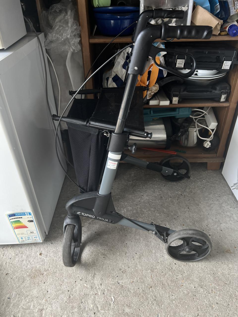 TOPRO Troja Original Rollator lichtgewicht met tas nieuwprijs €299,-