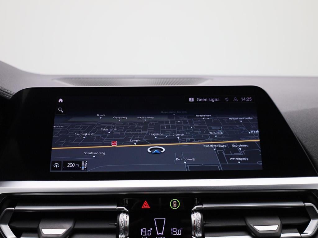 BMW 3-serie touring 330e edrive edition | automaat | lmv | leder | parkeer 