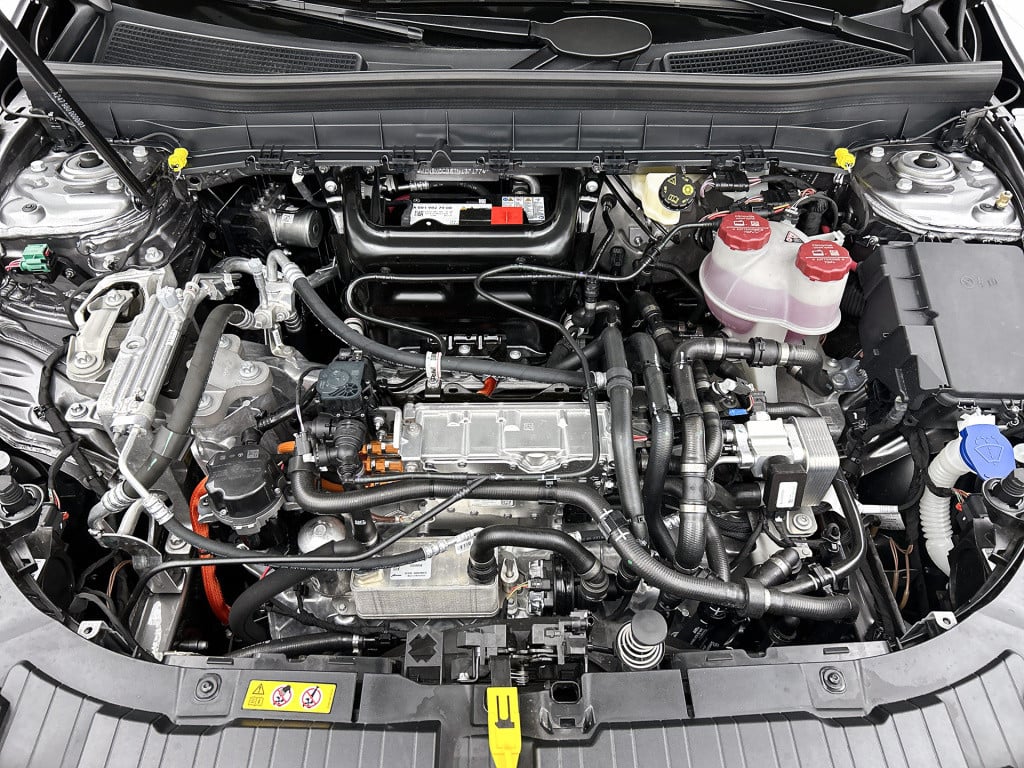 Mercedes-Benz Eqb 250+ business solution amg 71 kwh | trekhaak | premium pa