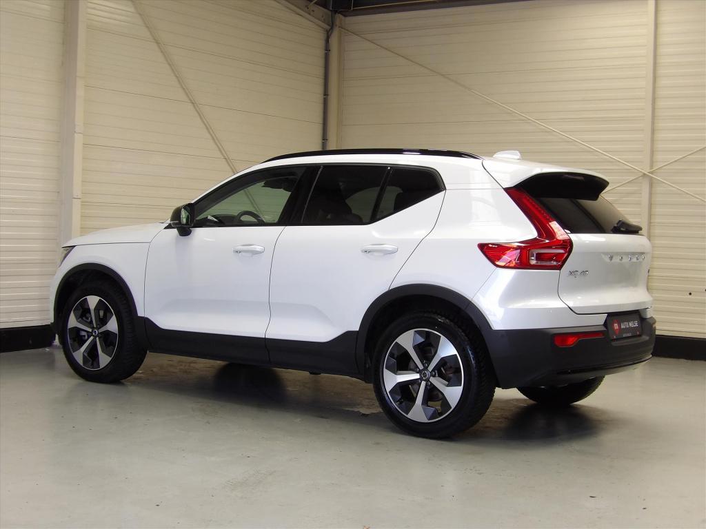 Volvo XC40 b4 197pk mild hybrid aut plus dark