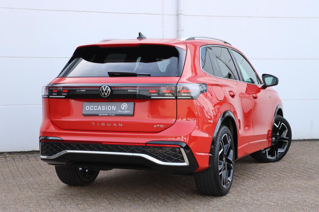 Volkswagen Tiguan 1.5 etsi r-line edition dsg7 150pk black style