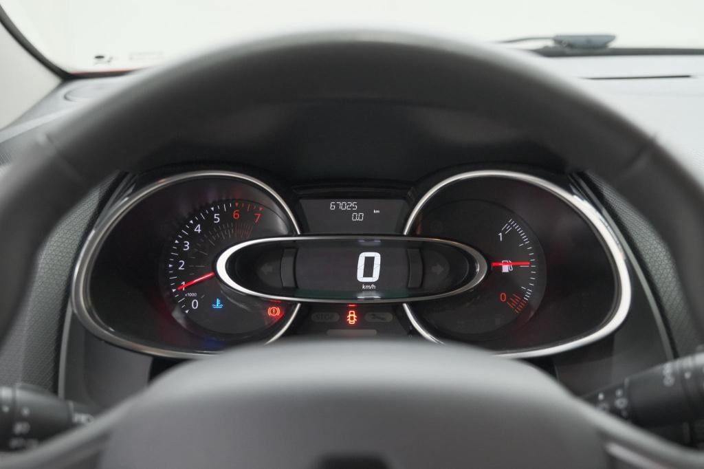 Renault Clio tce 90 limited | trekhaak | parkeersensoren | navigatie