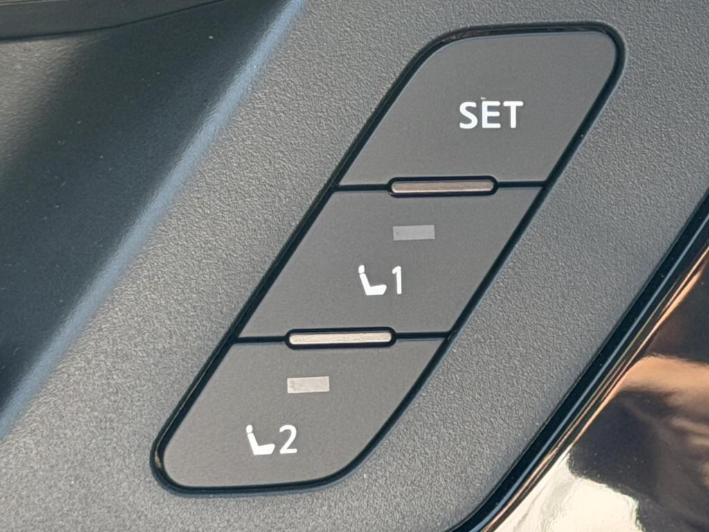 Mitsubishi Outlander 2.4 phev black edition