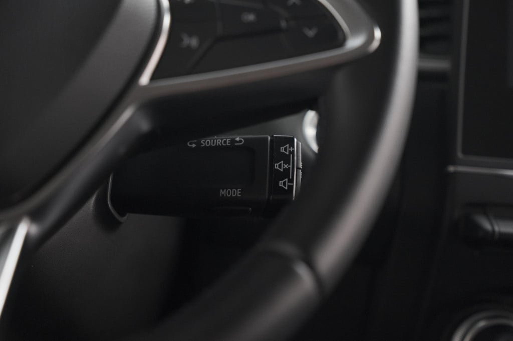 Renault Captur tce 90 techno | camera | apple carplay | navigatie | parkeer