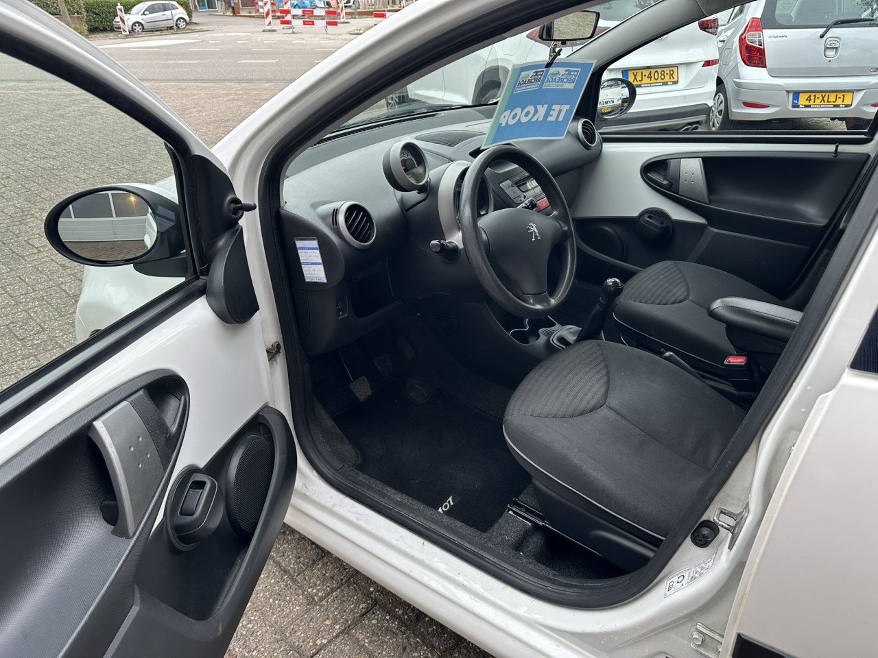 Nette Peugeot 107 Active 1.0 met airco, carplay, beurt, jaar APK, garantie