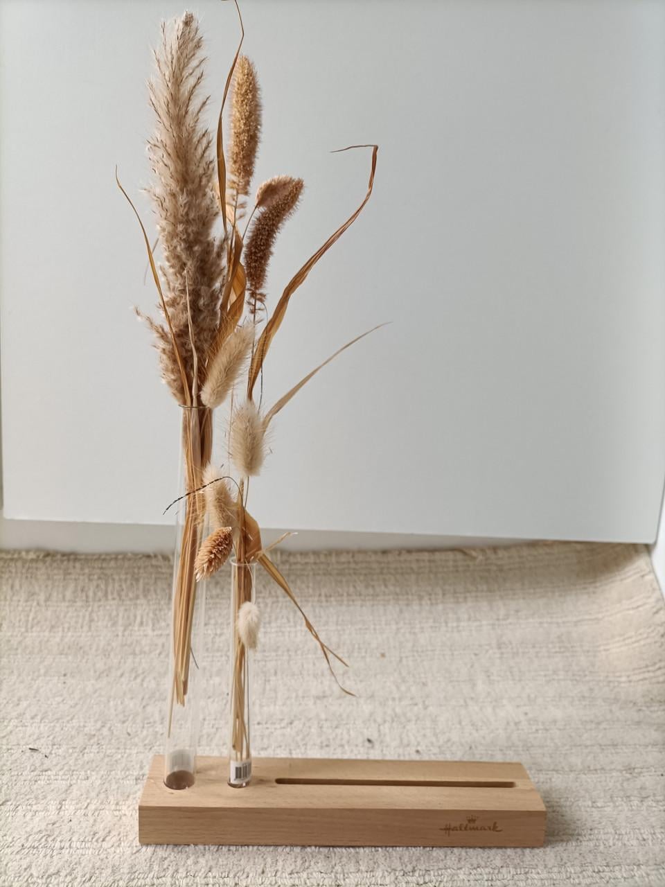Leuke droogbloemen kaarthouder van Hallmark.
