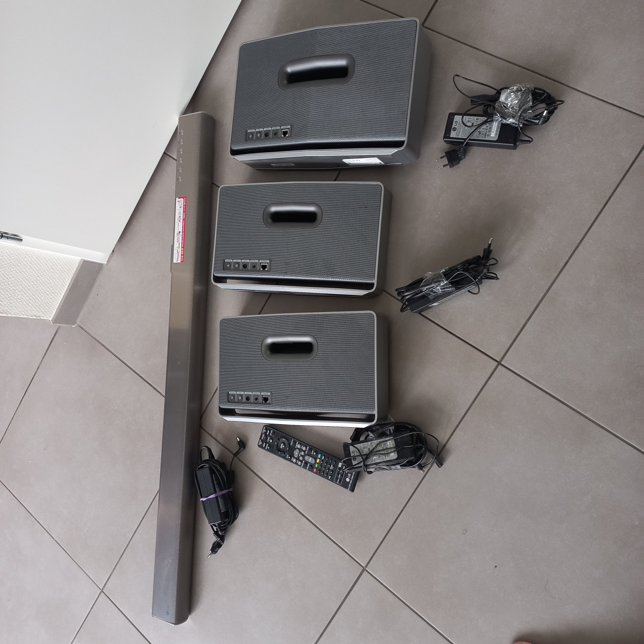 LG H5 NP8540 Music Flow Speakerset wifi Bluetooth luidspreker