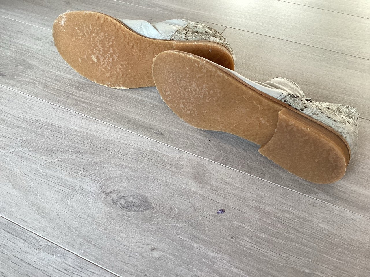 Suede laarsjes licht blauw met goud weinig gedragen maat 37