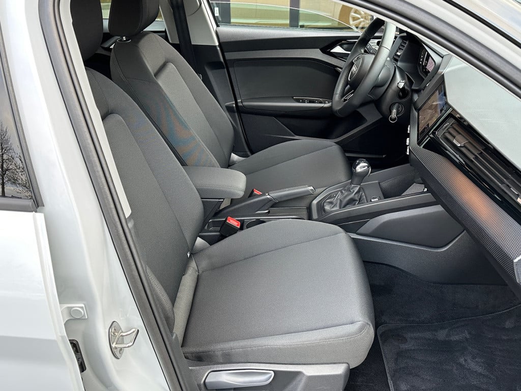 Audi A1 Sportback 30 tfsi 116pk s-tronic s-line | navi | virtual cockpit | 