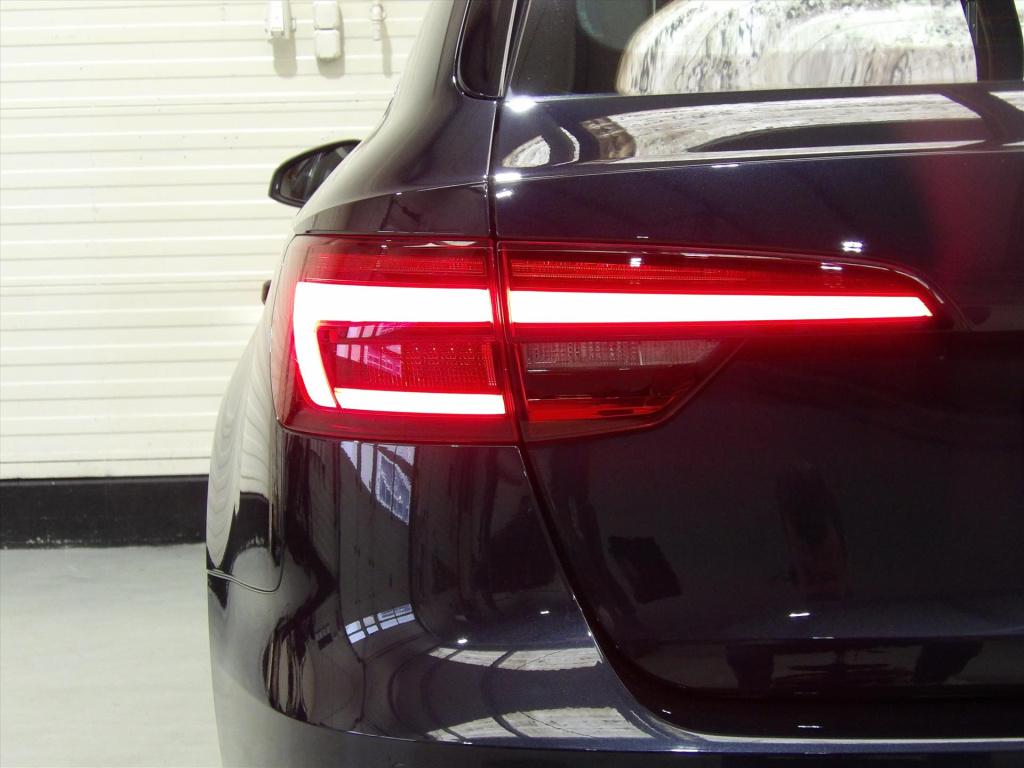 Audi A4 avant 1.4 tfsi 150pk s tronic lease edition