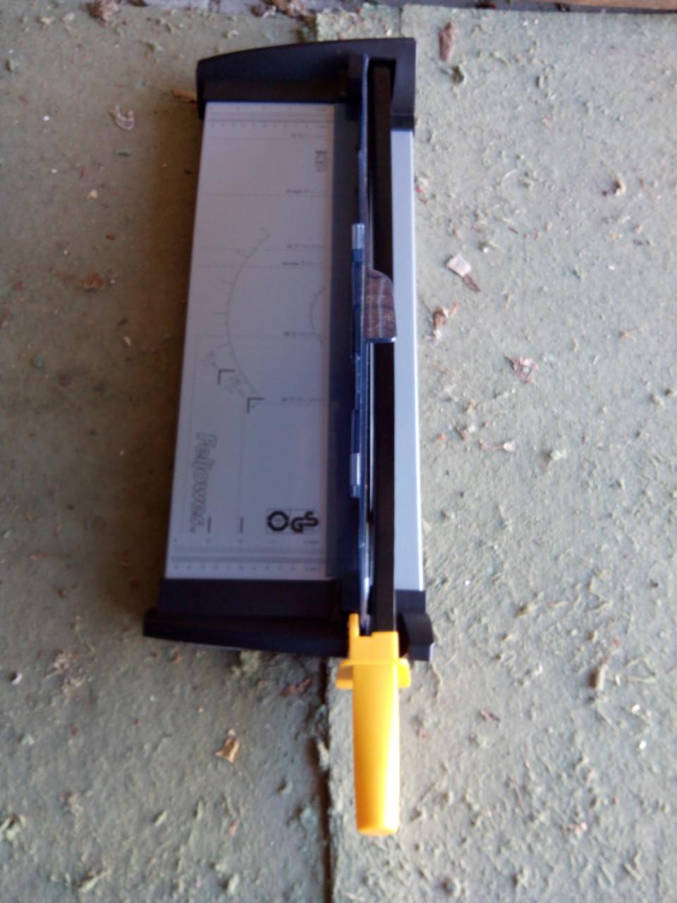 Fotosnijder A-3 formaat.