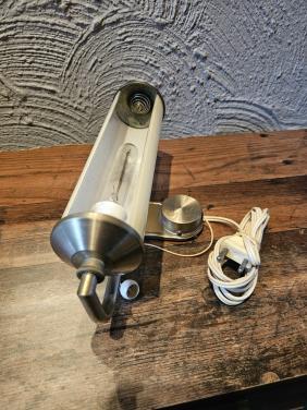 Vintage Wandlamp, pianolamp, messing met ivoor kleurig glas