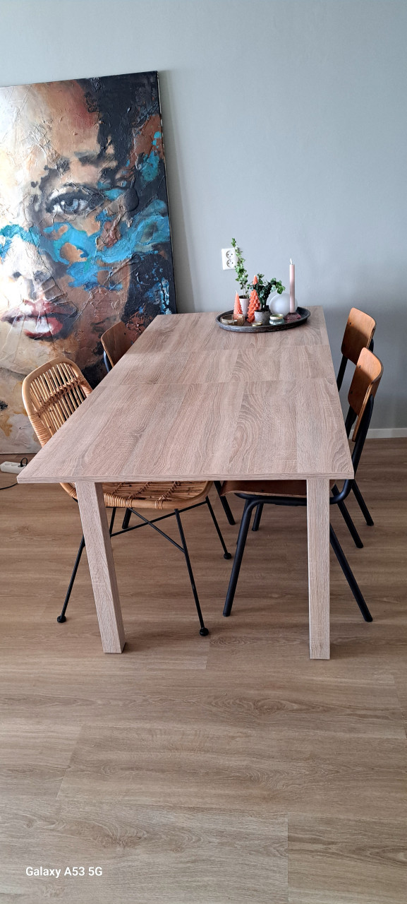Verlengbare eetkamertafel