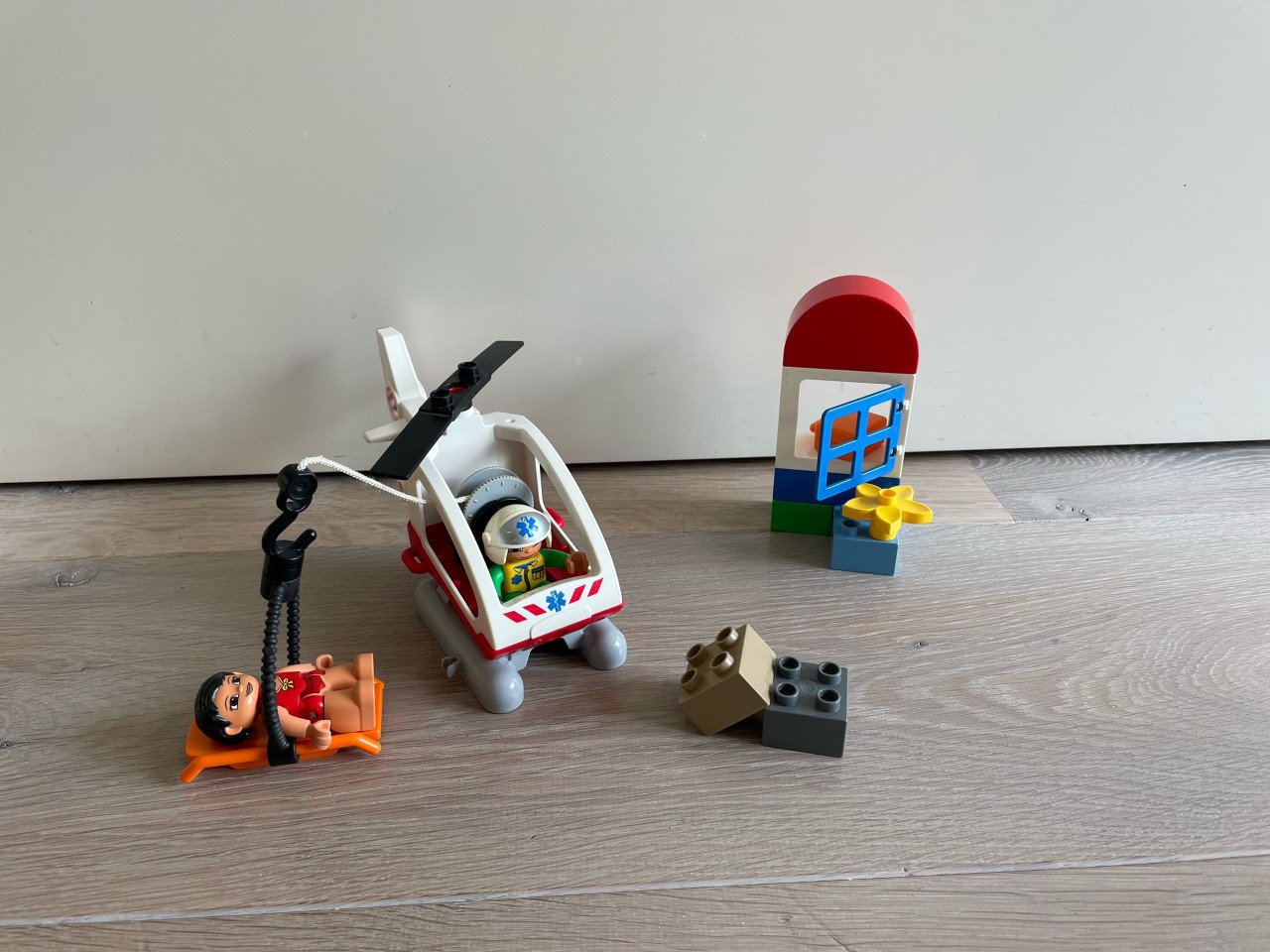 Lego Duplo reddingshelikopter 5794