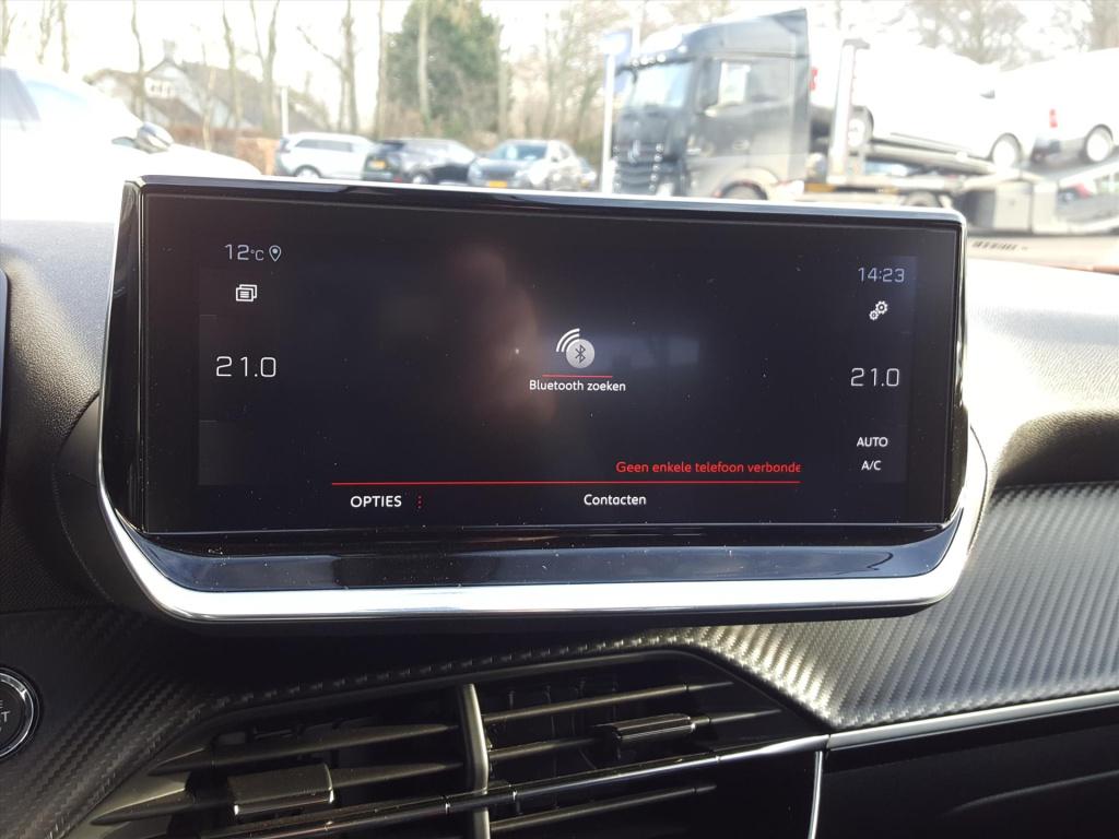 Peugeot 2008 allure 1.5 bluehdi 130pk automaat (eat8) apple carplay & andro