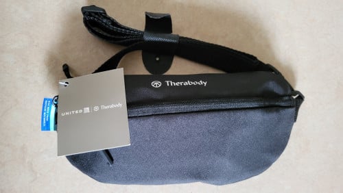 United Airlines Therabody amenity kit cross body tas - NIEUW
