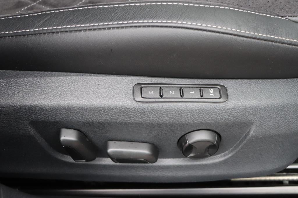 Skoda Superb combi 1.4 tsi iv sportline 218pk dsg6