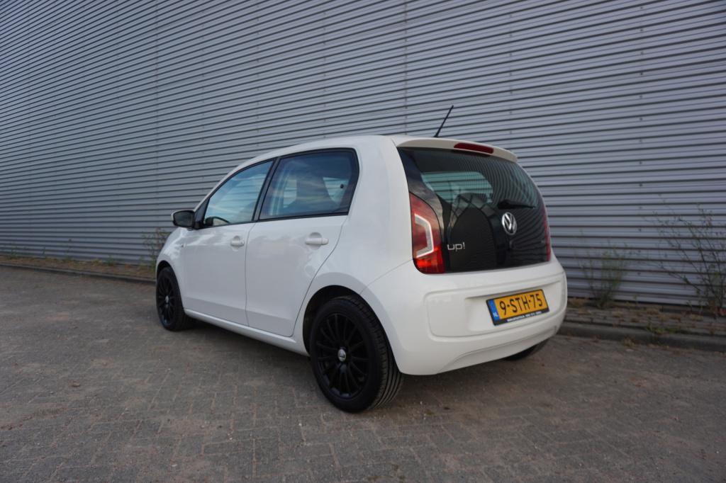 Volkswagen UP! 1.0 move up! bluemotion airco / elektr. ramen / lm velgen / 