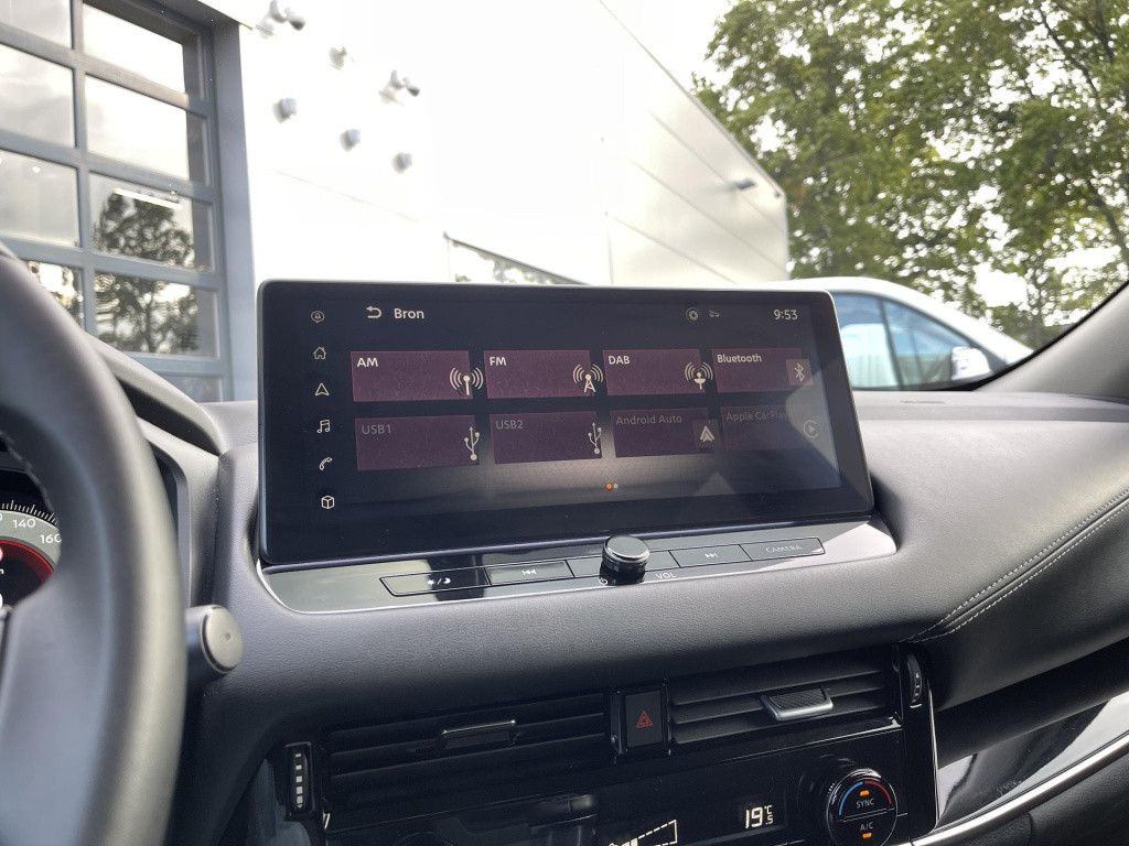 Nissan Qashqai 1.3 mhev n-connecta design pack | panoramadak | navigatie | 