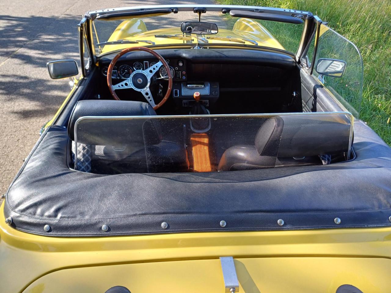 Zeer mooie MG Midget 1500