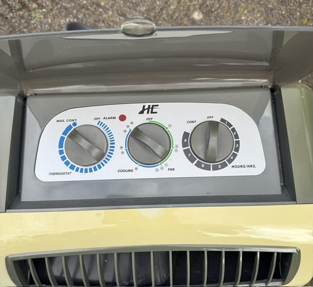 Mobiele airco, iets ouder model, maar in prima staat