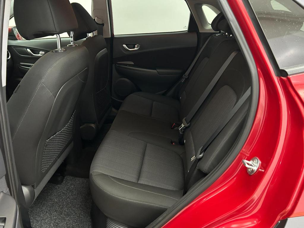 Hyundai Kona occasion 1.6 gdi hev fashion | rood | tweedehands hyundai kona