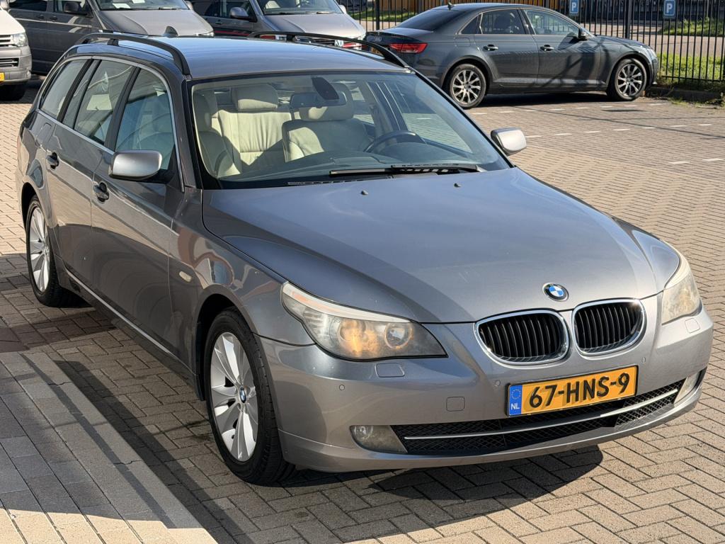 BMW 5 Serie touring 520i business line | cruise | navi | leder | stoelverwa