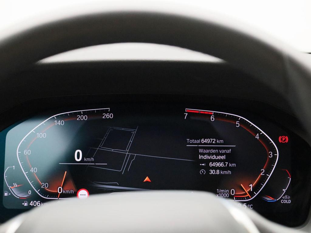 BMW 3-serie 318i business edition | virtual cockpit | navigatie | leder | c
