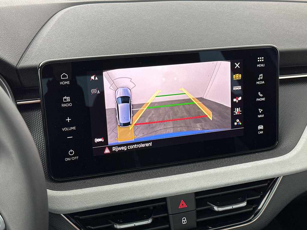 Skoda Scala 1.0 tsi business edition