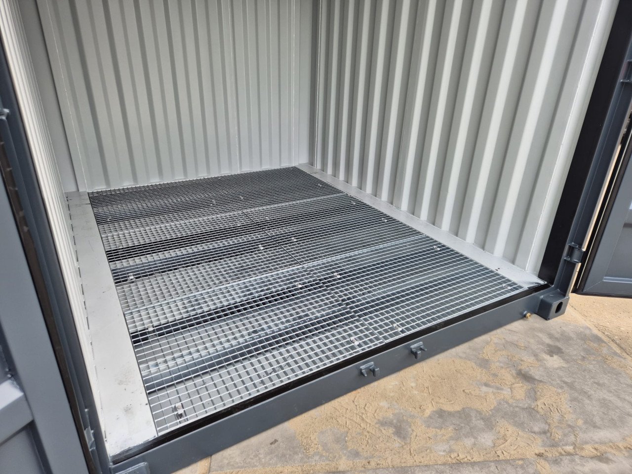 10ft milieucontainer / mileubox / container met opvangbak