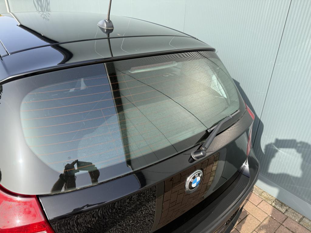 BMW 1 Serie 116i 2.0 122pk executive 3-drs