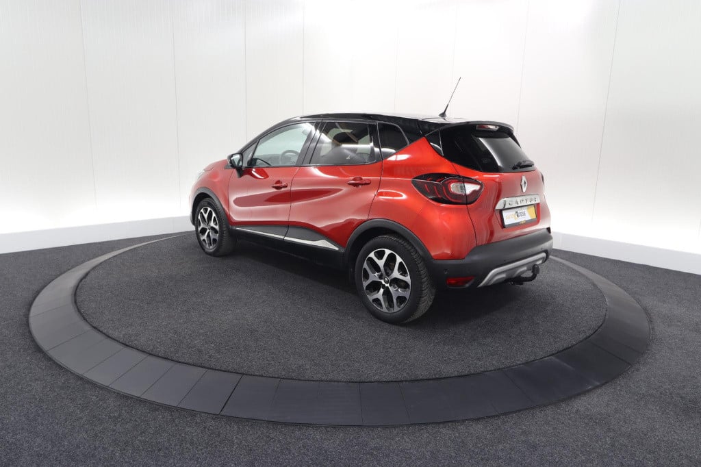 Renault Captur tce 90 intens | trekhaak | camera | dodehoekdetectie | navig