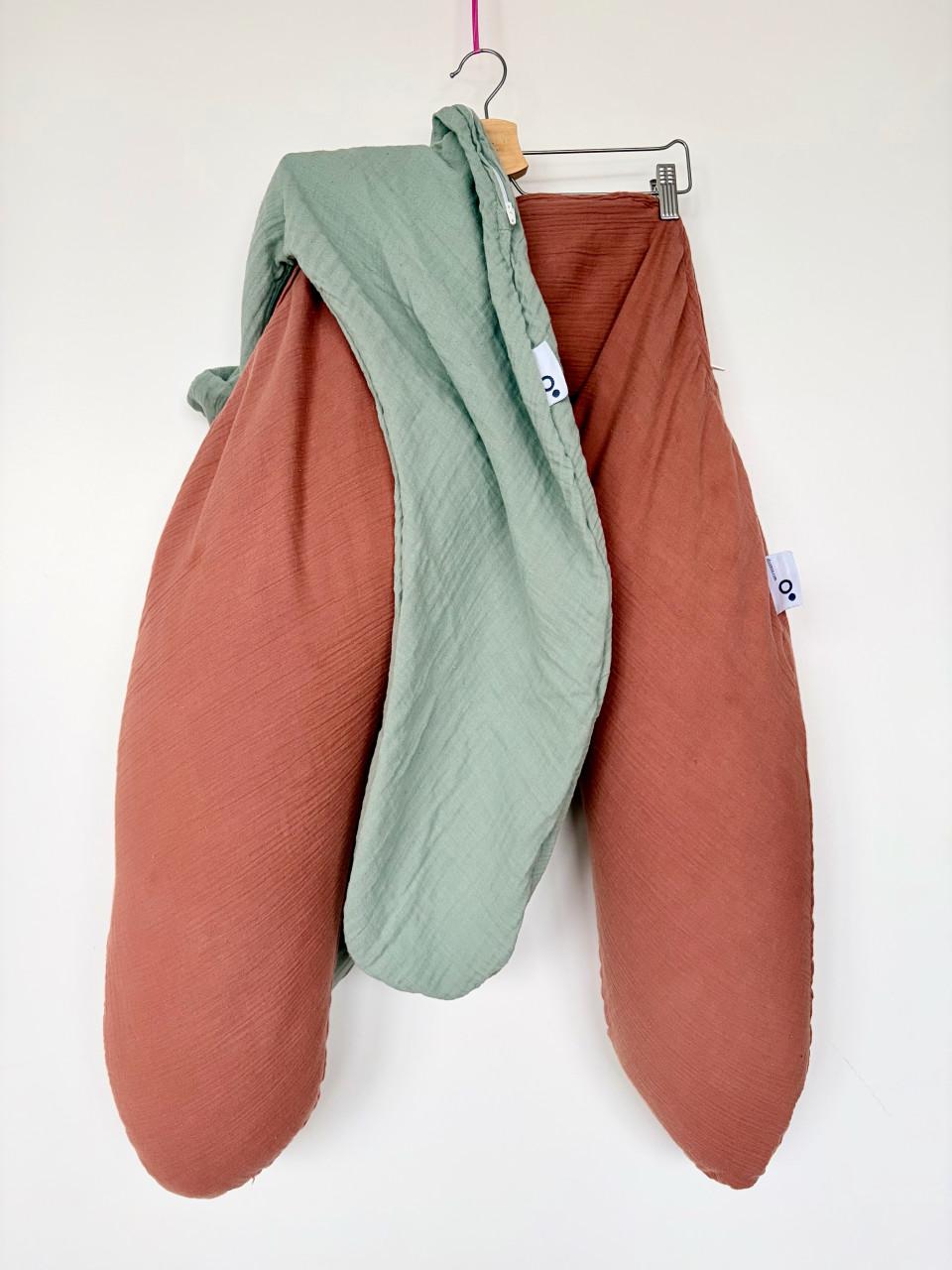 Voedingskussen van Doomoo met extra hoes