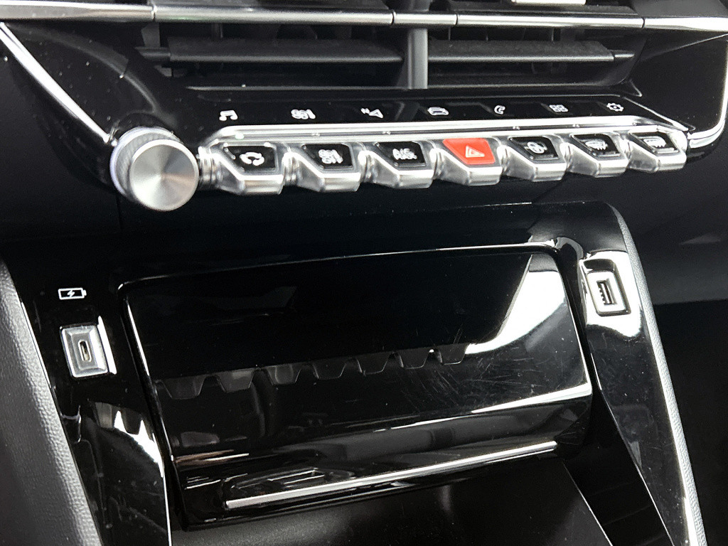 Peugeot 2008 130 pk automaat allure pack | rijklaar |