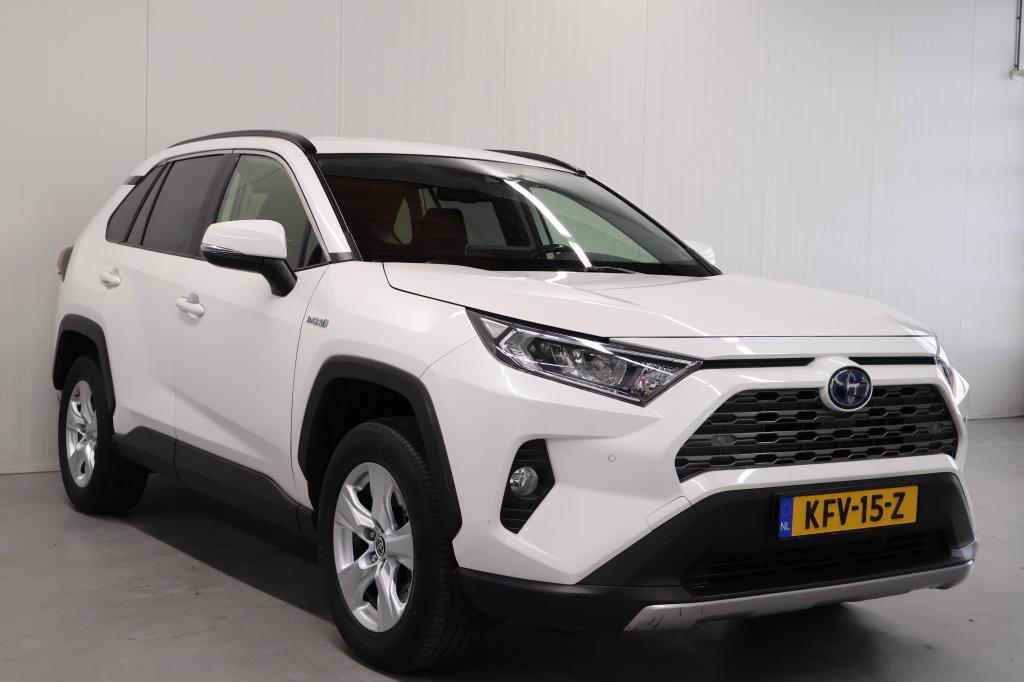 Toyota Rav4 2.5 hybrid awd active | trekhaak