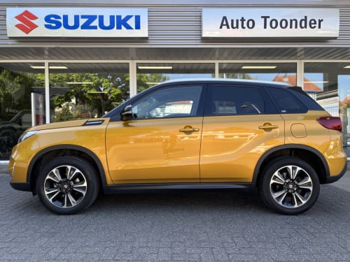 Suzuki Vitara 1.4 boosterjet style smart hybrid