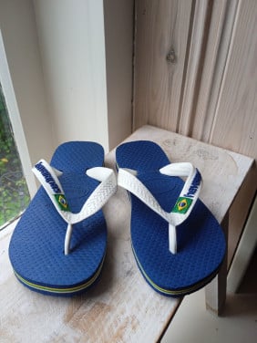 Slippers Havaianas maat EUR 27/28 ~ blauw-witte slippertjes