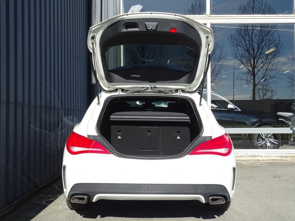 Mercedes-Benz Cla shooting brake 180 orangeart edition amg pakket
